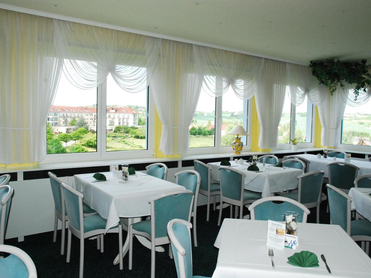 Waldhotel & Restaurant Bergschlosschen Hetzdorf Exterior photo