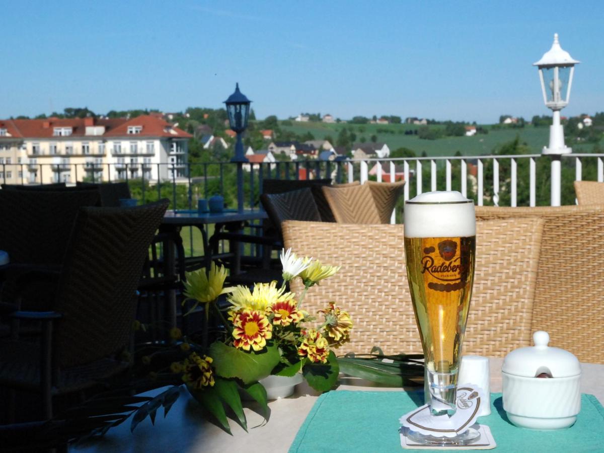 Waldhotel & Restaurant Bergschlosschen Hetzdorf Exterior photo